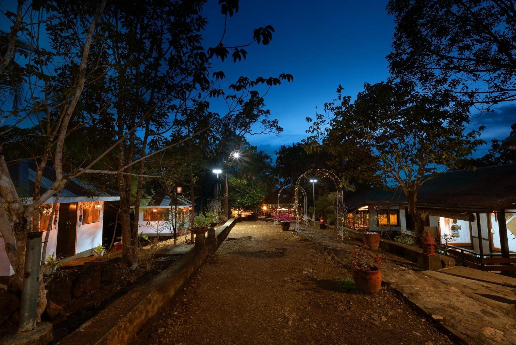 Villa Khadine Grand Vista Resort Coron Dış mekan fotoğraf